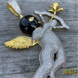 Goddess Of Love with Arrow Detail Pendant